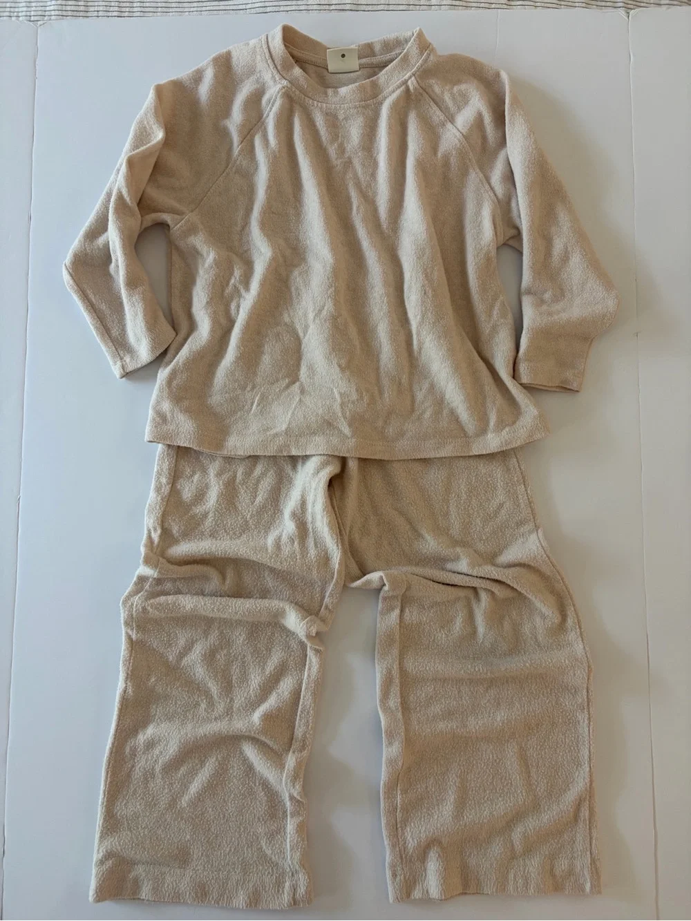 Zara Girls Cream Light Weight Long Sleeve Set Size 6-7 Soft Warm Cozy